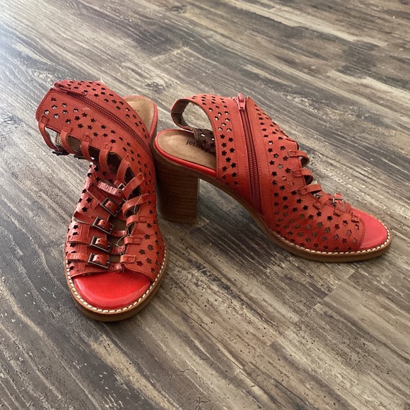 Jeffrey Campbell heeled sandals! 🐝 - Picture 2 of 7